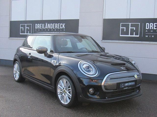 Schwarz Gebraucht 2020 Mini Cooper SE Kleinwagen | 16.980 € (Fairer Preis) - Bild 1/4