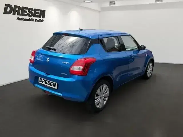 Gebraucht Suzuki Swift Comfort 111 PS (81 kW) 2020 Blau Kleinwagen
