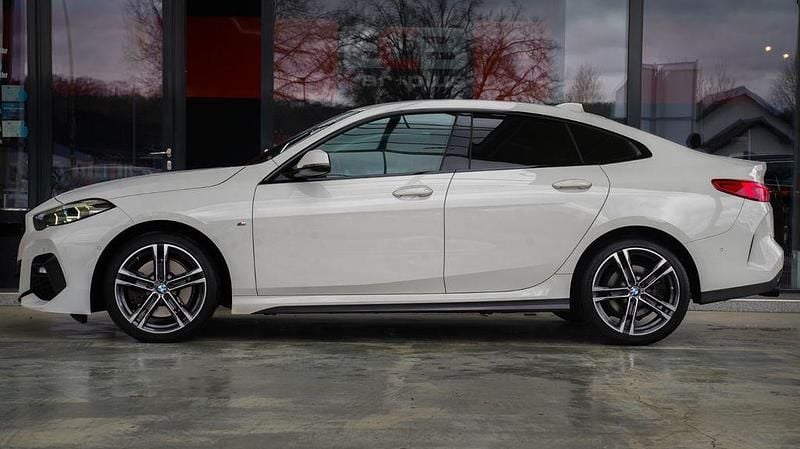 Gebraucht BMW 220 M Sport 178 PS (130 kW) 2021 Weiß Coupé