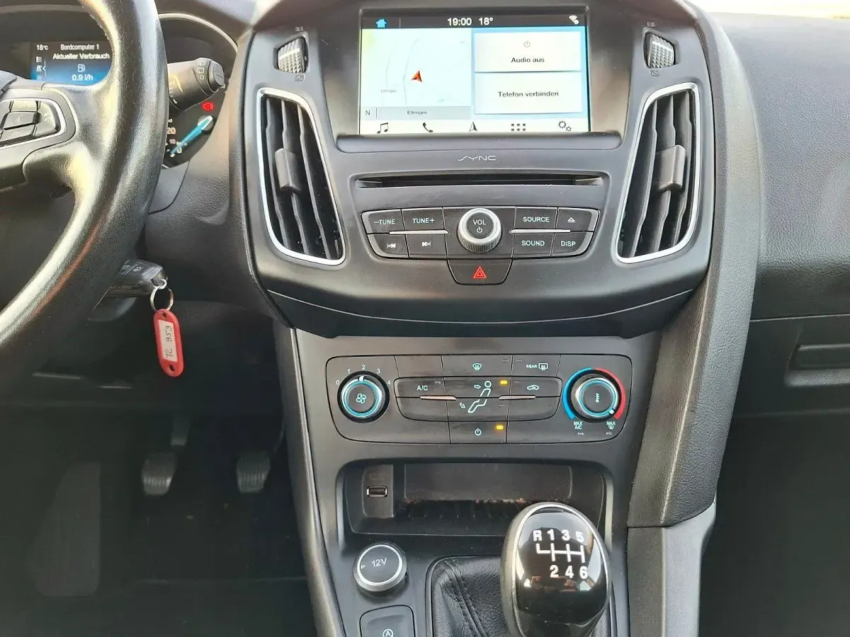 Brugt Ford Focus Trend 120 HK (88 kW) 2017 Blå Stationcar