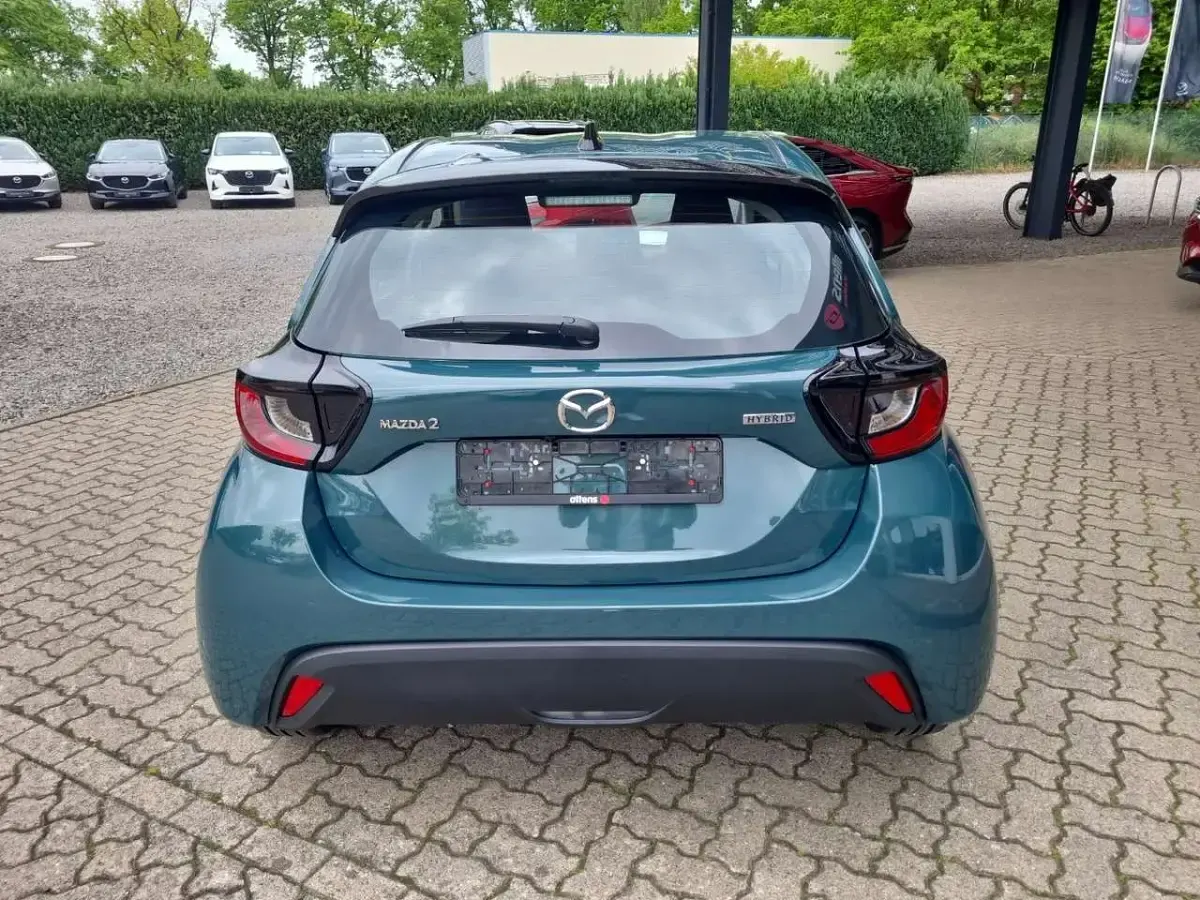 Neu Mazda 2 Center-Line 116 PS (85 kW) 2026 Fern green Kleinwagen