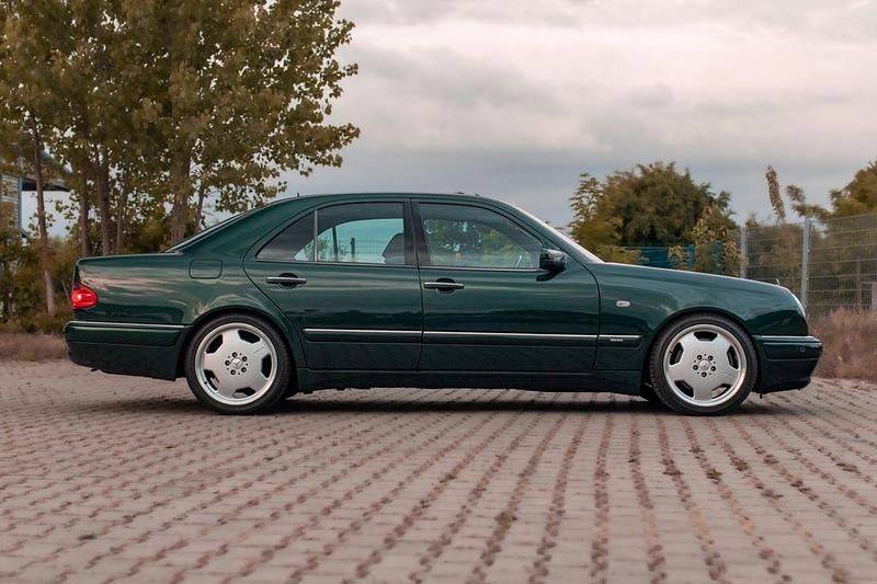 Gebraucht Mercedes E50 AMG 450 PS (330 kW) 1997 Grün Limousine