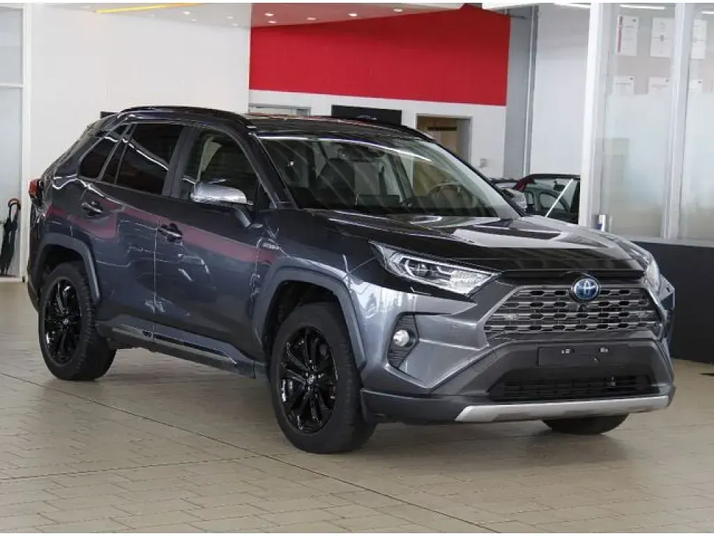 Gebraucht Toyota RAV4 Hybrid 218 PS (160 kW) 2022 Grey (metallic) SUV