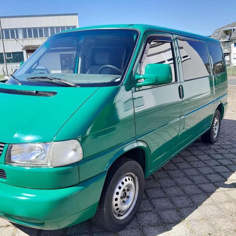 Gebraucht VW Caravelle 77 PS (56 kW) 1996 Grün Van / Kleinbus