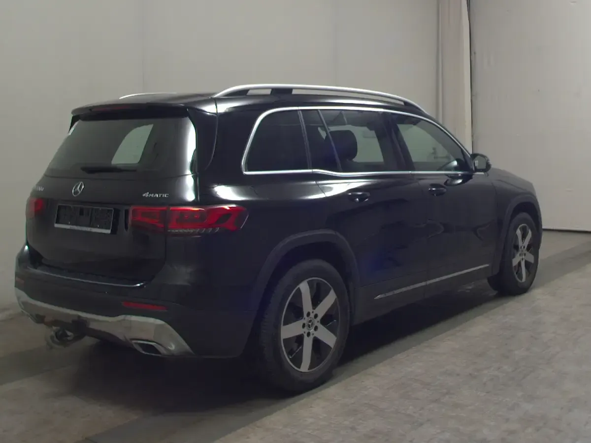 Gebraucht Mercedes GLB220 Progressive 190 PS (139 kW) 2023 Schwarz SUV