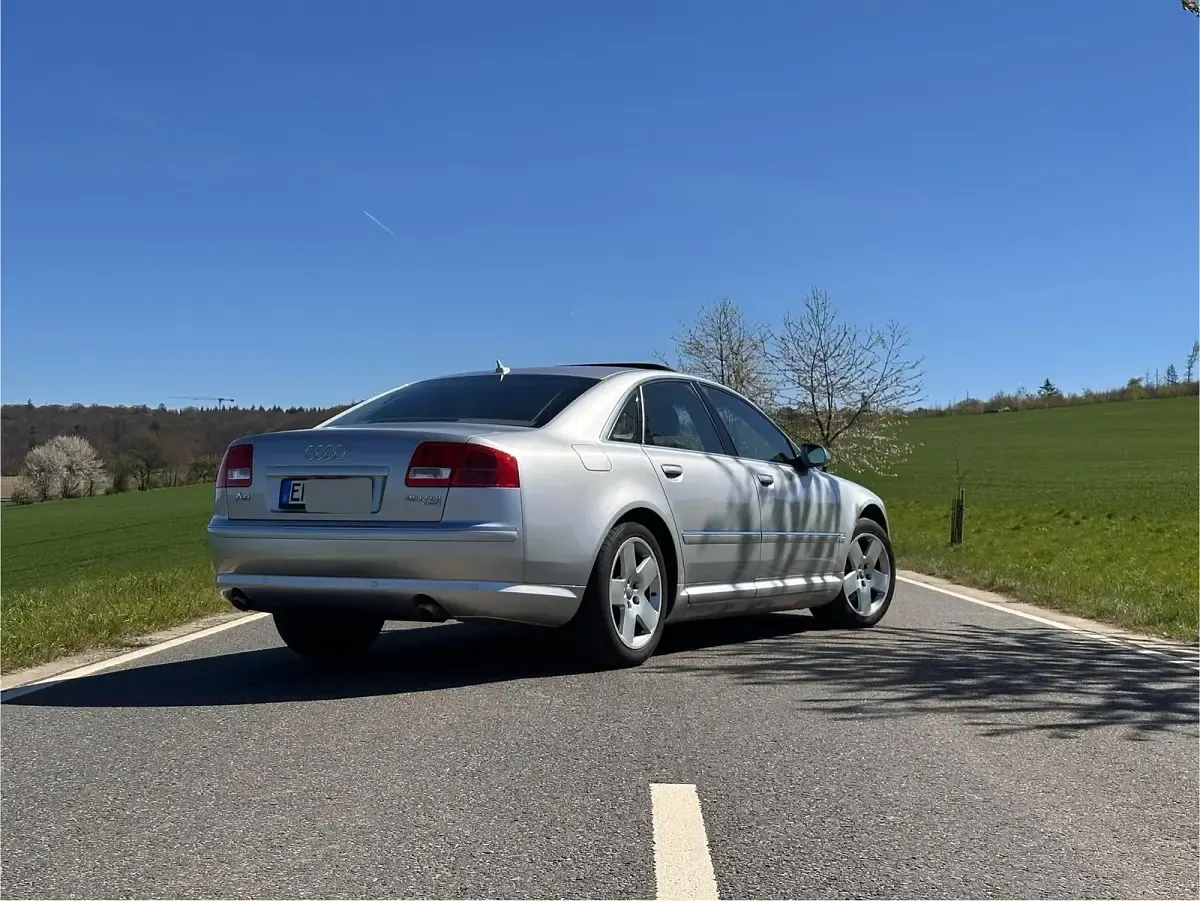 Gebraucht Audi A8 232 PS (170 kW) 2006 Silber Limousine