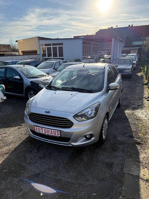 Grau Gebraucht 2017 Ford Ka Trend Kleinwagen | 6.990 € (Fairer Preis) - Bild 1/4