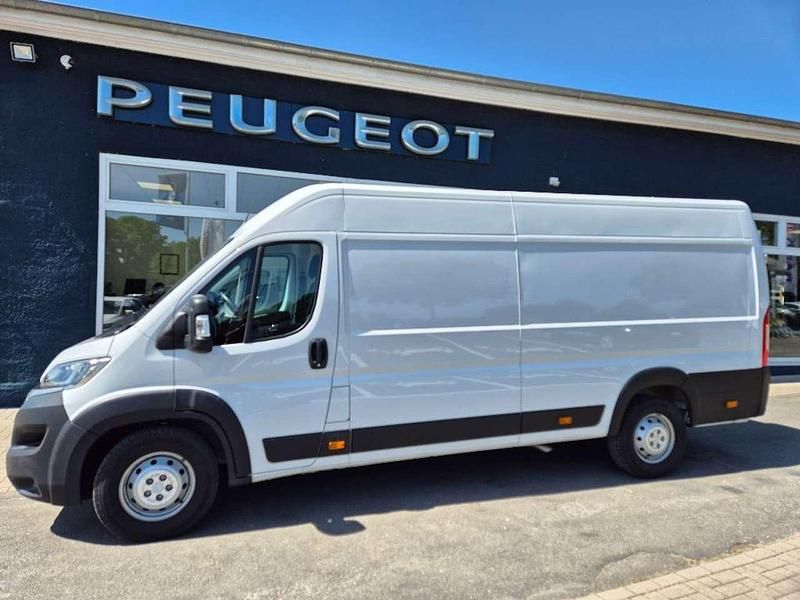 Eisweiß Gebraucht 2024 Citroën Jumper Van / Kleinbus | 27.590 € (Etwas zu teuer) - Bild 1/4
