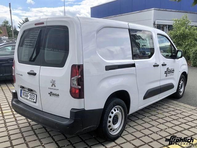 Gebraucht Peugeot Partner 101 PS (74 kW) 2024 Weiss Van / Kleinbus