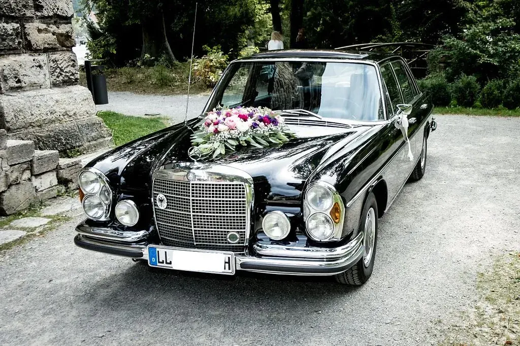 Gebraucht Mercedes 280 200 PS (147 kW) 1971 Schwarz Limousine
