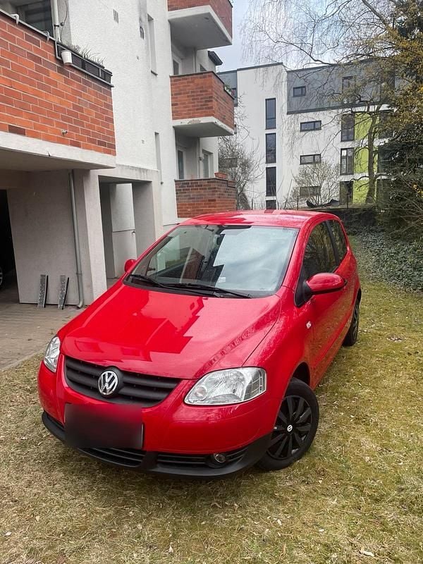 Gebraucht VW Fox Refresh 60 PS (44 kW) 2009 Rot Kleinwagen