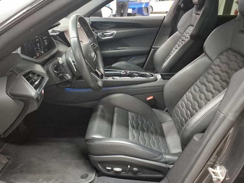 Gebraucht Audi e-tron GT quattro Ambiente 350 kW (476 PS) 2023 Daytonagrau perleffekt Limousine