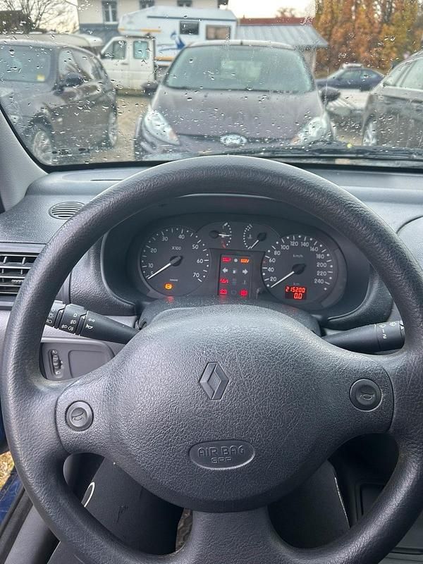 Gebraucht Renault Clio II 1999 Blau Kleinwagen