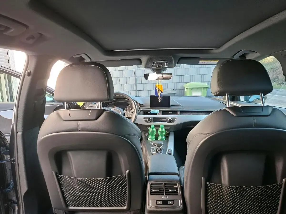 Gebraucht Audi A4 S-Line 190 PS (139 kW) 2017 Grau Kombi