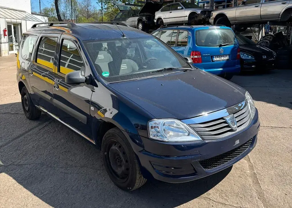 Gebraucht Dacia Logan MCV 84 PS (61 kW) 2012 Blau Van / Kleinbus