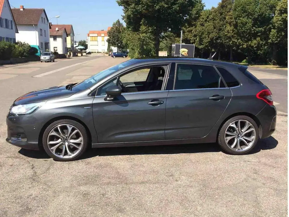 Used Citroën C4 Exclusive 150 HP (110 kW) 2011 Grey Sedan