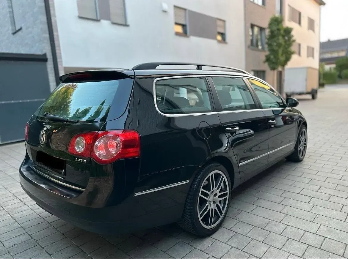 Gebraucht VW Passat 140 PS (102 kW) 2008 Schwarz Kombi