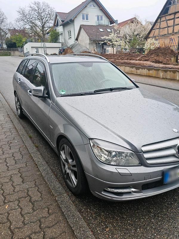 Gebraucht Mercedes 250 204 PS (150 kW) 2010 Silber Kombi