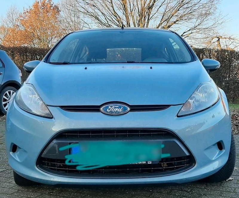 Gebraucht Ford Fiesta 82 PS (60 kW) 2009 Grau Kleinwagen