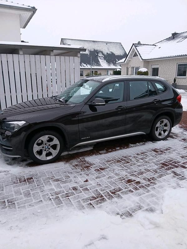 Braun Gebraucht 2014 BMW X1 xLine SUV | 6.900 € (Superpreis) - Bild 1/4