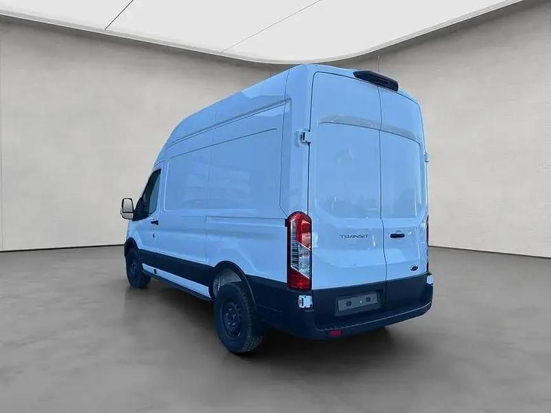Gebraucht Ford Transit Trend 131 PS (96 kW) 2023 Weiß Pickup