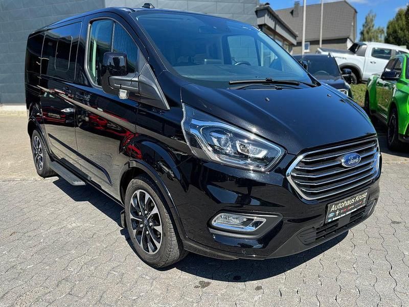 Obsidian Gebraucht 2021 Ford Tourneo Custom Titanium X Van / Kleinbus | 36.490 € (Fairer Preis) - Bild 1/4