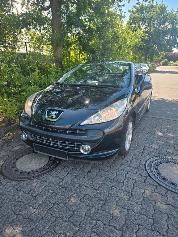 Schwarz Gebraucht 2008 Peugeot 207 CC Cabrio | 2.800 € (Fairer Preis) - Bild 1/4