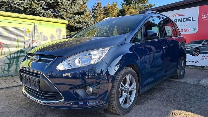 Gebraucht Ford Grand C-Max SYNC Edition 125 PS (91 kW) 2015 Blazerblau Van / Kleinbus