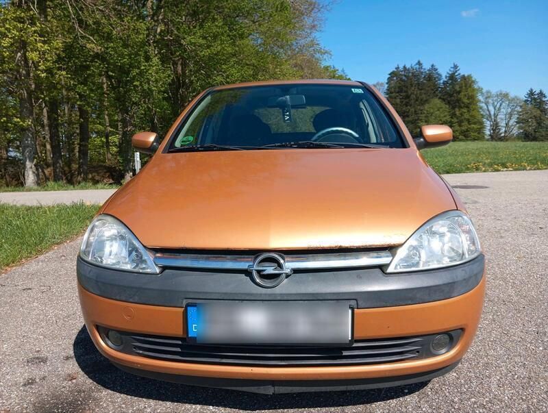 Gelb Gebraucht 2002 Opel Corsa Kleinwagen | 750 € (Guter Preis) - Bild 1/4