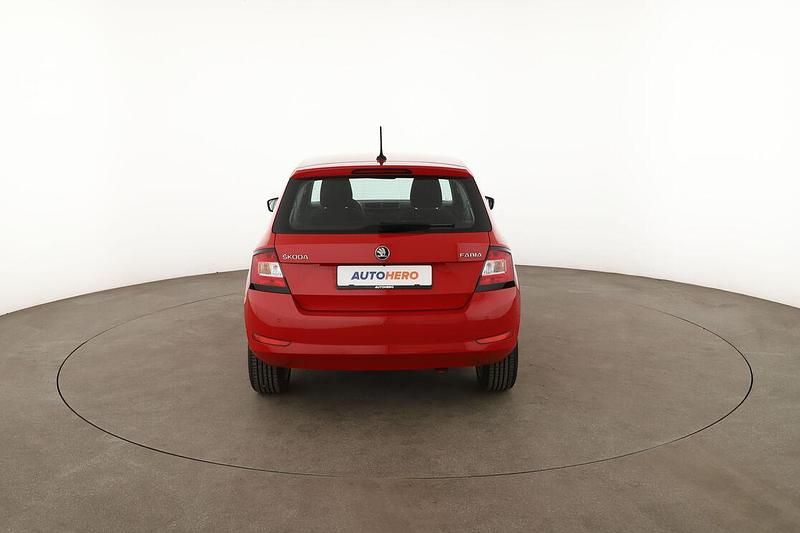 Gebraucht Skoda Fabia Cool Plus 2019 Rot Limousine