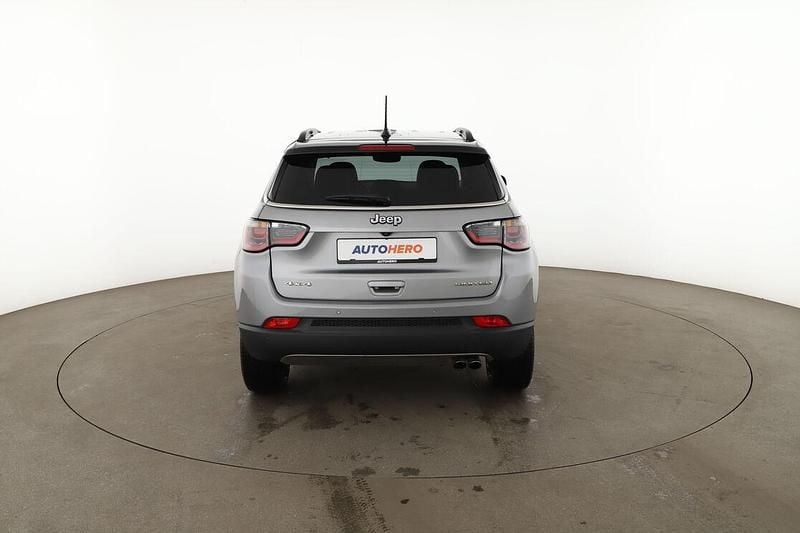 Gebraucht Jeep Compass Limited 170 PS (125 kW) 2019 Grau SUV