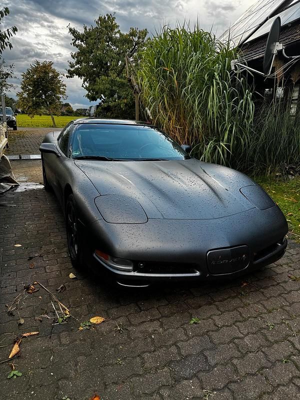 Silber Gebraucht 1999 Chevrolet Corvette C5 LS Coupé | 14.000 € - Bild 1/4