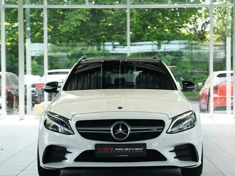 Gebraucht Mercedes C43 AMG AMG 391 PS (287 kW) 2020 Weiß Kombi