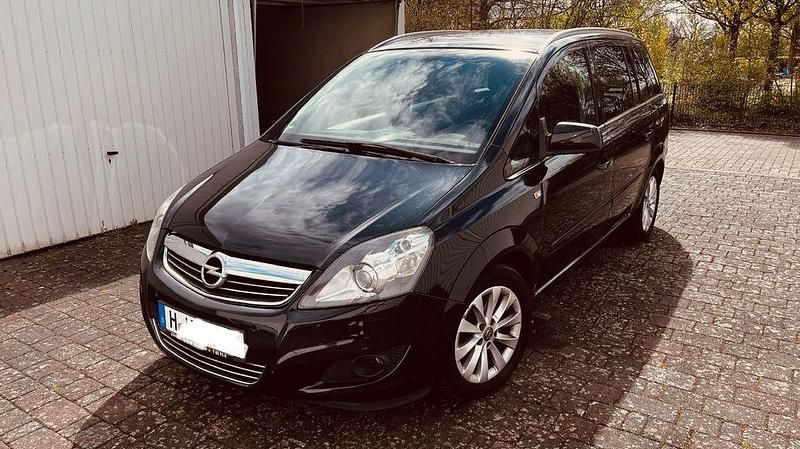 Gebraucht Opel Zafira 140 PS (102 kW) 2014 Schwarz Van / Kleinbus