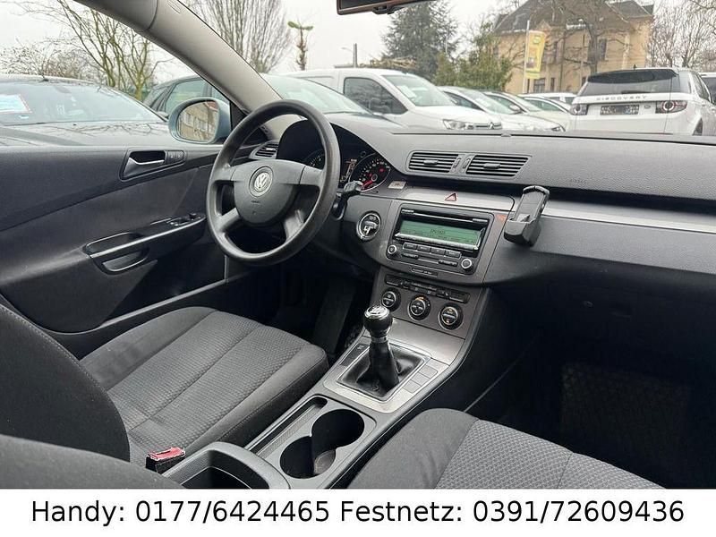 Gebraucht VW Passat 160 PS (117 kW) 2008 Grau Kombi