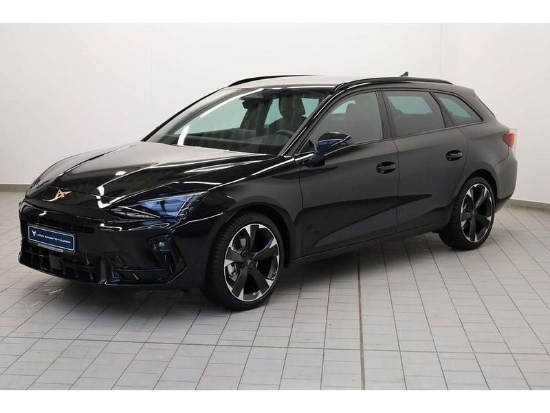 Neu Cupra Leon 150 PS (110 kW) 2025 Midnight schwarz metallic Kombi