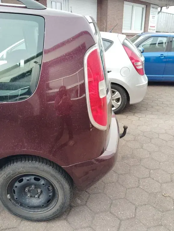 Gebraucht Skoda Roomster Comfort 86 PS (63 kW) 2009 Rot Van / Kleinbus