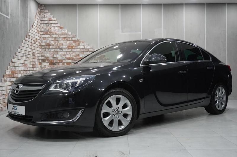Schwarz Gebraucht 2015 Opel Insignia Limousine | 7.490 € (Guter Preis) - Bild 1/4