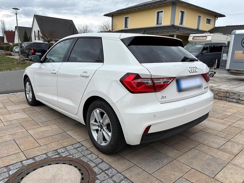 Gebraucht Audi A1 95 PS (69 kW) 2023 Weiß SUV