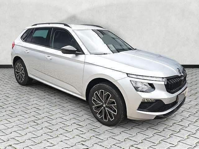 Silber Neu 2025 Skoda Kamiq Selection SUV | 23.980 € (Superpreis) - Bild 1/4