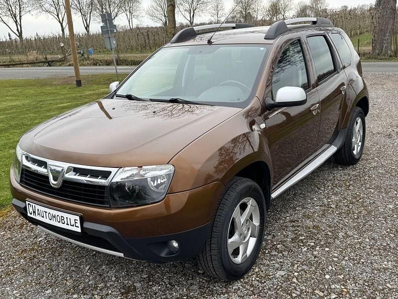 Gebraucht Dacia Duster Lauréate 105 PS (77 kW) 2011 Braun SUV