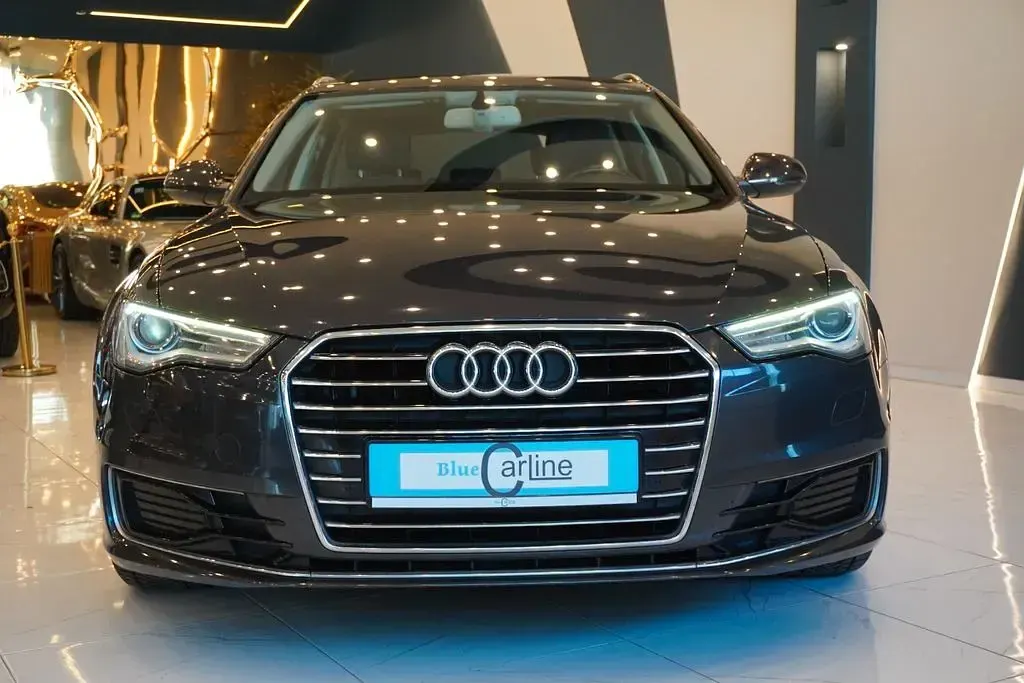 Gebraucht Audi A6 Ambiente 190 PS (139 kW) 2015 Grau Kombi