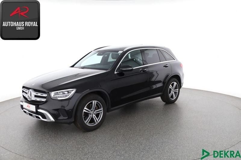 Schwarz Gebraucht 2022 Mercedes GLC200 SUV | 34.780 € (Guter Preis) - Bild 1/4