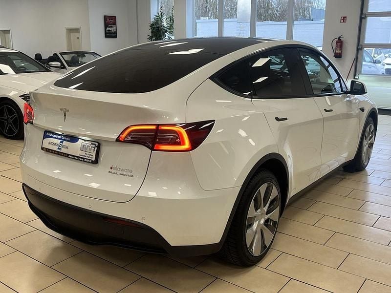 Gebraucht Tesla Model Y 378 kW (514 PS) 2022 Weiß SUV