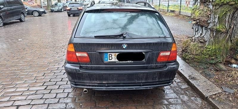 Gebraucht BMW 318 143 PS (105 kW) 2004 Schwarz Limousine