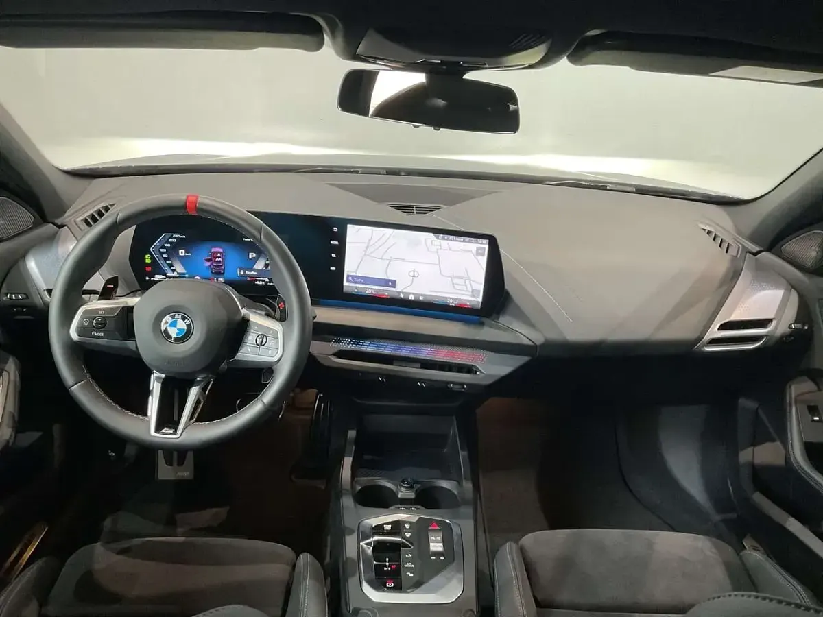 Gebraucht BMW M135 Sport Line 300 PS (220 kW) 2025 Violett Kleinwagen