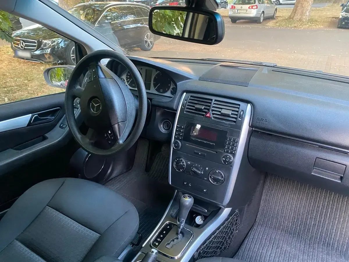 Gebraucht Mercedes B150 70 PS (51 kW) 2006 Blau Van / Kleinbus