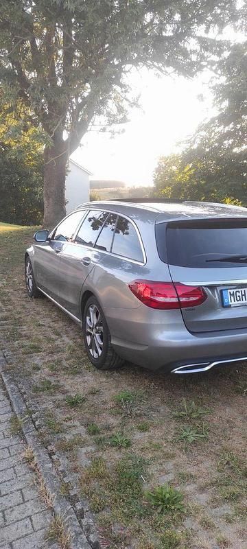 Gebraucht Mercedes C250 204 PS (150 kW) 2016 Grau Kombi