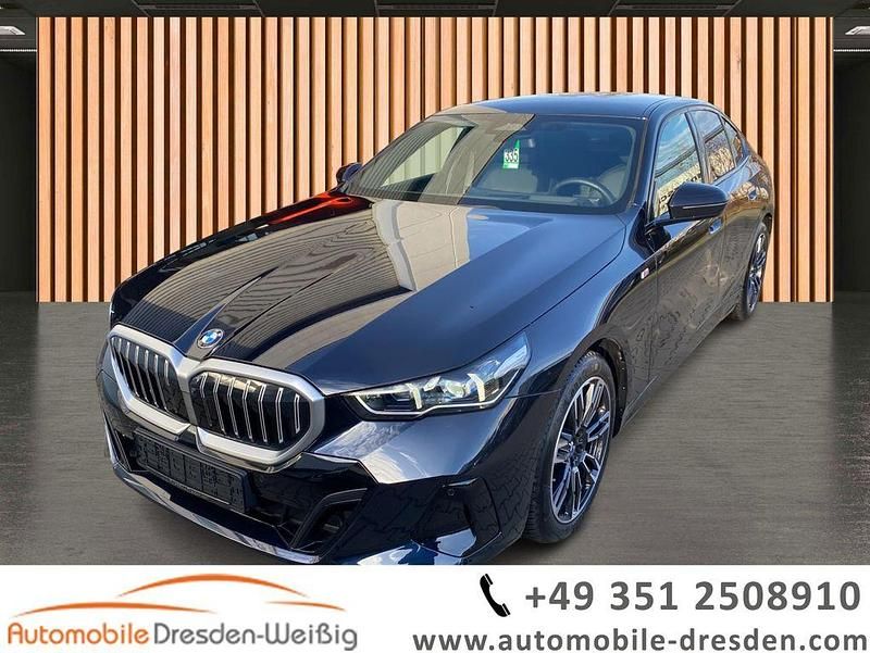 Schwarz Gebraucht 2025 BMW 520 M Sport Limousine | 49.980 € (Fairer Preis) - Bild 1/3
