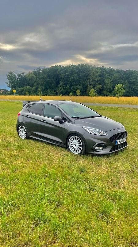 Gebraucht Ford Fiesta ST-Line 101 PS (74 kW) 2019 Grau Limousine